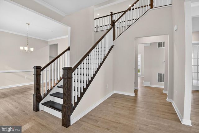 6822 FOUNTAIN PARK DR, Glenn Dale, MD 20769