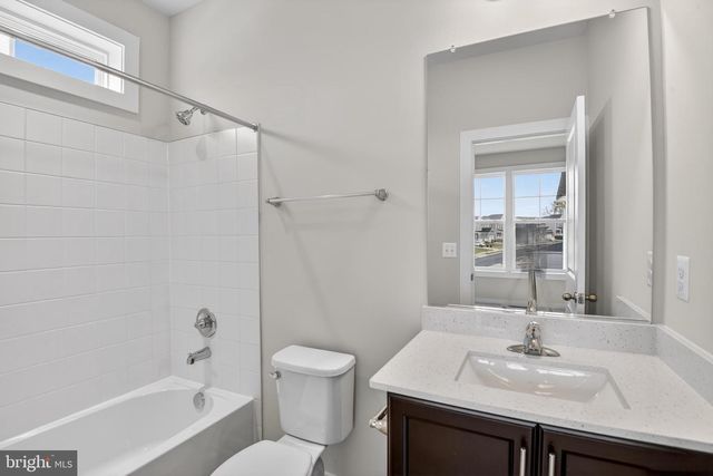 6822 FOUNTAIN PARK DR, Glenn Dale, MD 20769