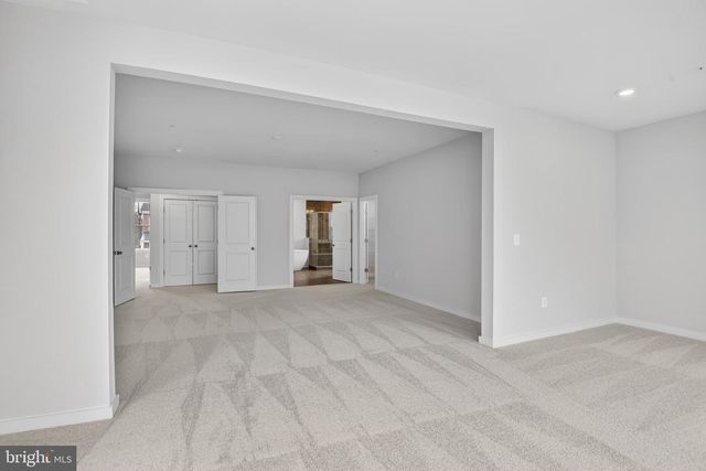 6822 FOUNTAIN PARK DR, Glenn Dale, MD 20769