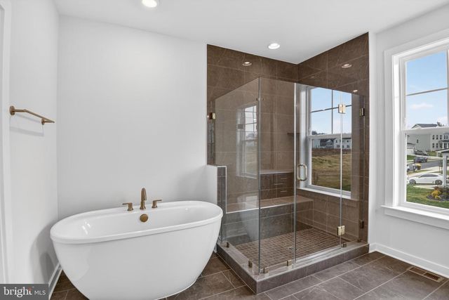 6822 FOUNTAIN PARK DR, Glenn Dale, MD 20769