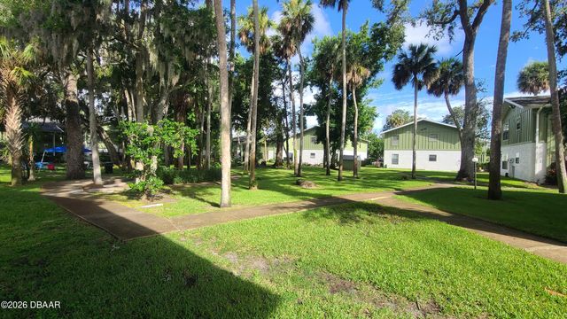 840 Center Ave Apt 30, Holly Hill, FL 32117