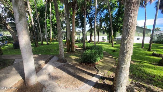 840 Center Ave Apt 30, Holly Hill, FL 32117