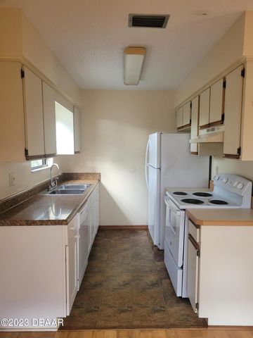 840 Center Ave Apt 30, Holly Hill, FL 32117