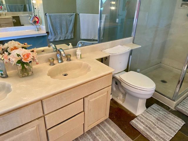 25300 Loma Prieta Avenue, Los Gatos, CA 95033