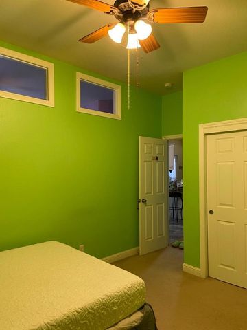 25300 Loma Prieta Avenue, Los Gatos, CA 95033