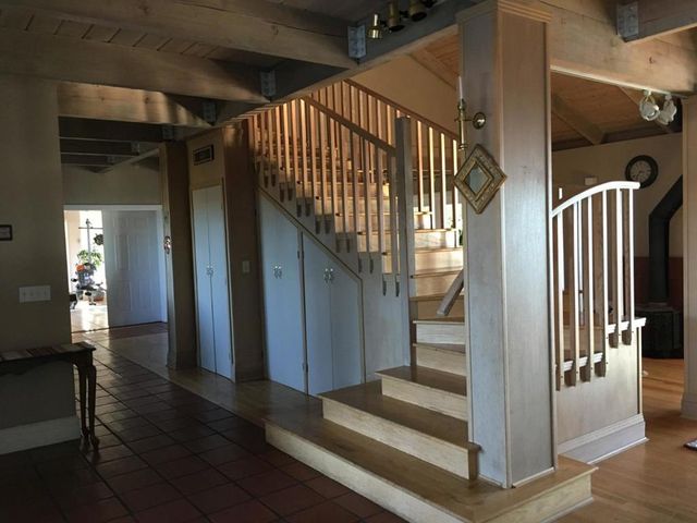 25300 Loma Prieta Avenue, Los Gatos, CA 95033