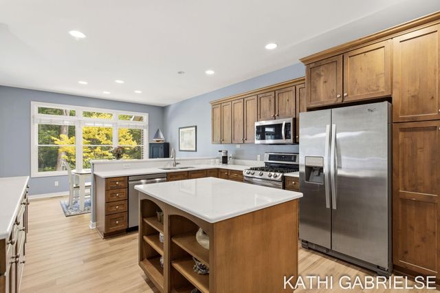 16273 Riverdale Court, Spring Lake, MI 49456