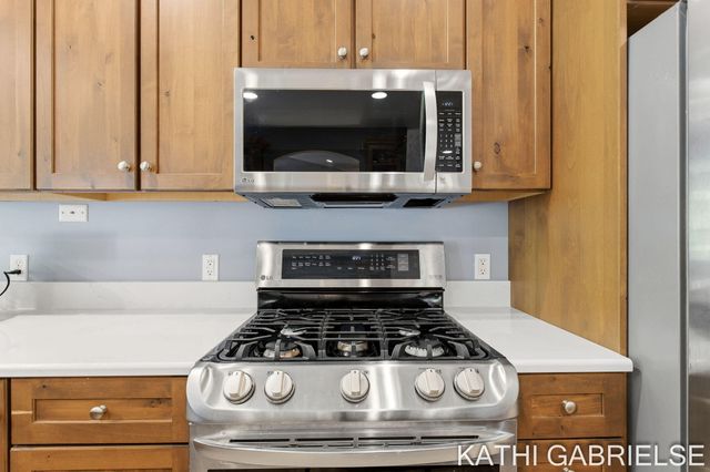 16273 Riverdale Court, Spring Lake, MI 49456