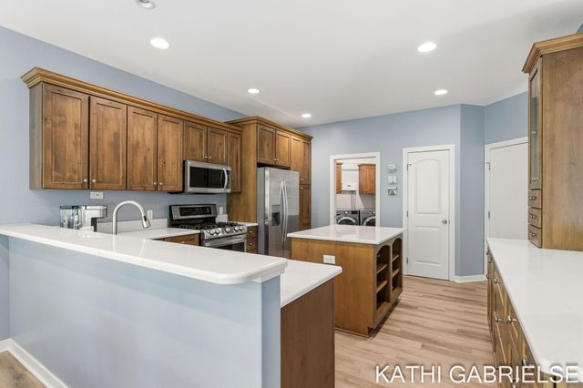 16273 Riverdale Court, Spring Lake, MI 49456