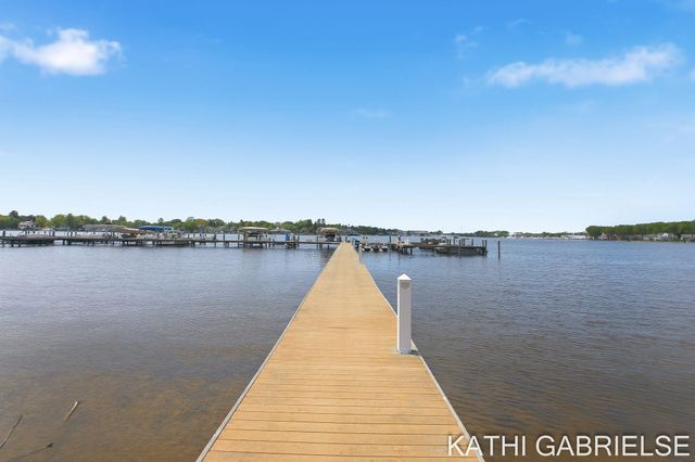 16273 Riverdale Court, Spring Lake, MI 49456