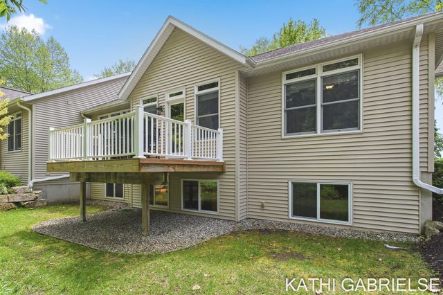 16273 Riverdale Court, Spring Lake, MI 49456