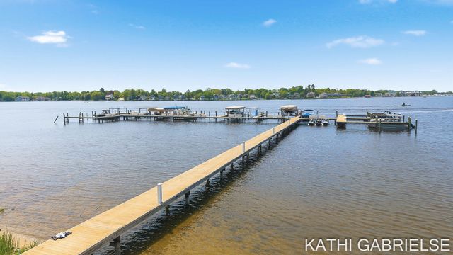 16273 Riverdale Court, Spring Lake, MI 49456