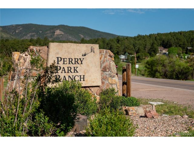 8125 Bannock Dr, Larkspur, CO 80118