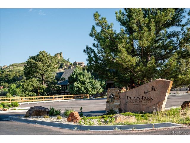 8125 Bannock Dr, Larkspur, CO 80118