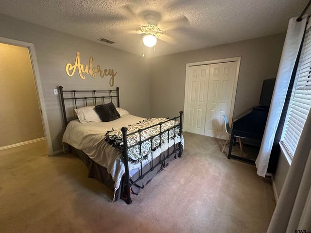 902 Pine Cove, Jacksonville, TX 75766