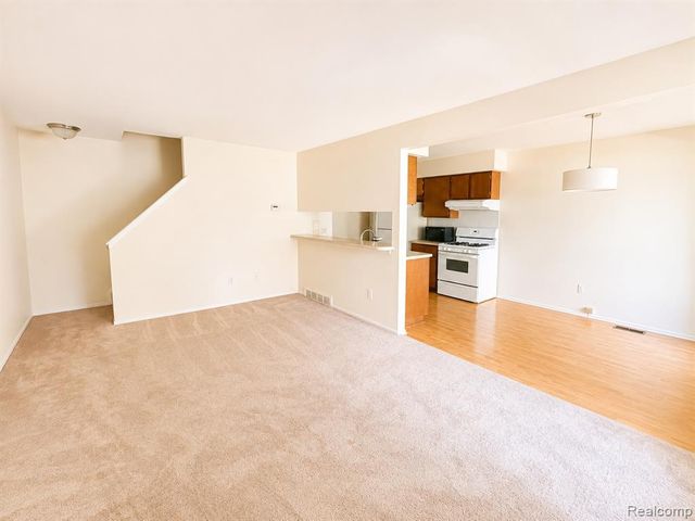 2708 Glenbridge Court, Ann Arbor, MI 48104
