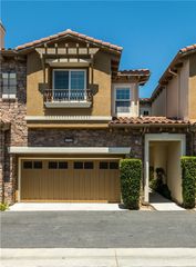 21929 Cortina, Chatsworth, CA 91311