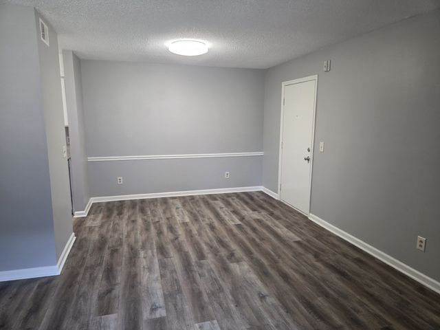 2929 Selena Dr Apt K147, Nashville, TN 37211