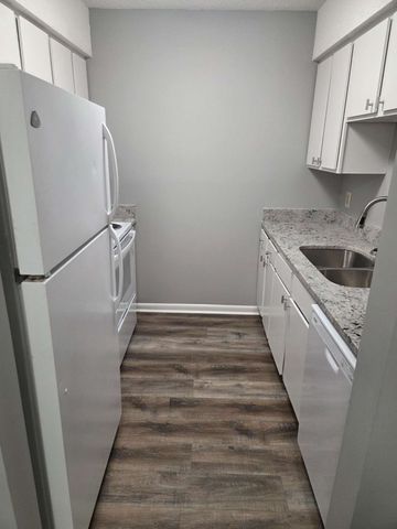 2929 Selena Dr Apt K147, Nashville, TN 37211