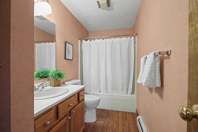 4 Tote Road, Sandown, NH 03873