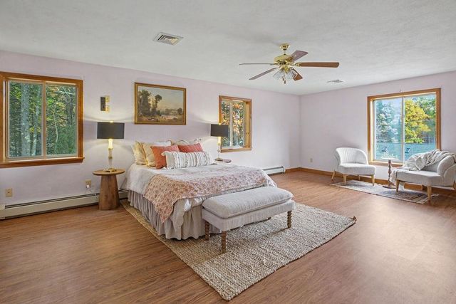 4 Tote Road, Sandown, NH 03873