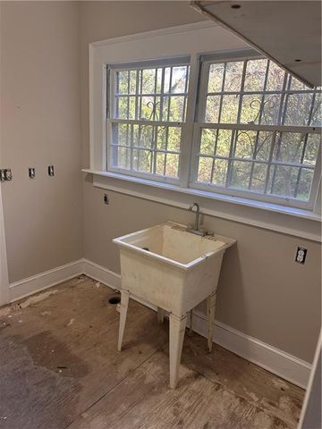 2312 Ben Hill SW Road, Atlanta, GA 30311