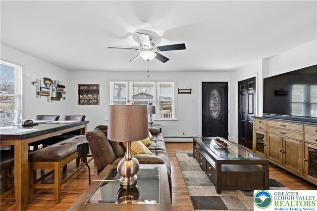 25 Spring Street, Port Carbon, PA 17965