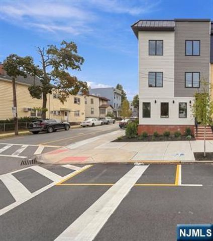 500 Davis Avenue, Harrison, NJ 07029