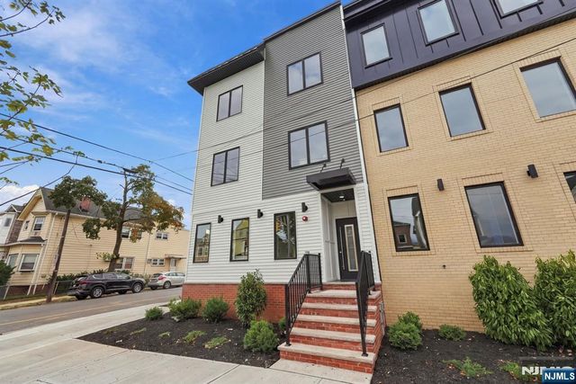500 Davis Avenue, Harrison, NJ 07029