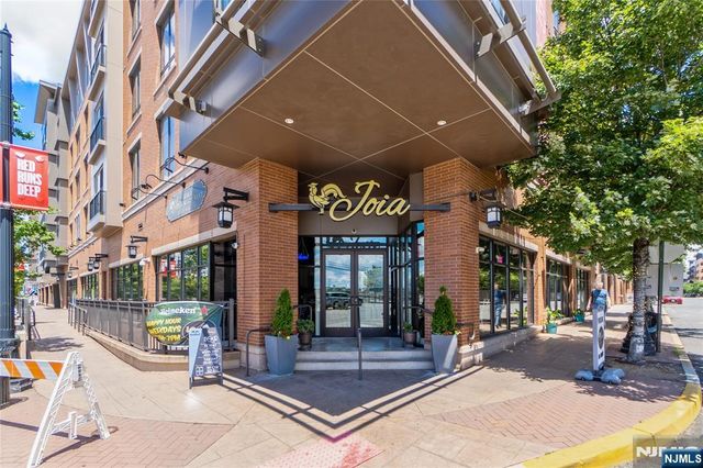 500 Davis Avenue, Harrison, NJ 07029