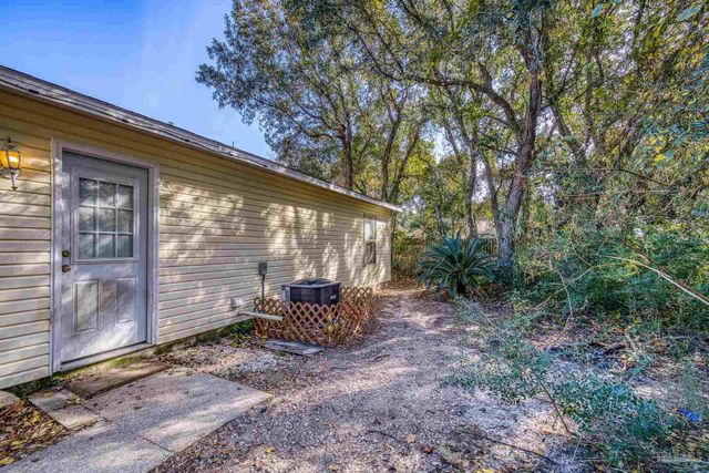 5313 Tulsa Ct, Gulf Breeze, FL 32563