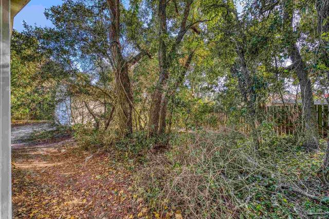 5313 Tulsa Ct, Gulf Breeze, FL 32563