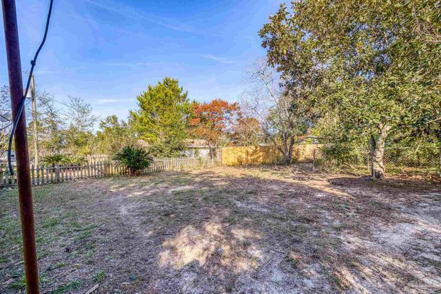 5313 Tulsa Ct, Gulf Breeze, FL 32563