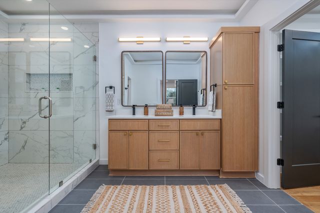 1001 Glenview Dr, Nashville, TN 37206