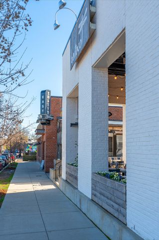 1001 Glenview Dr, Nashville, TN 37206