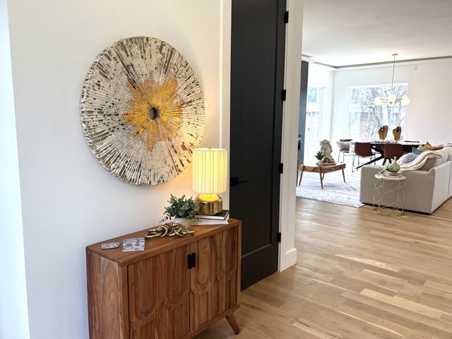 1001 Glenview Dr, Nashville, TN 37206