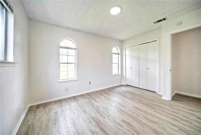 1509 Sagebrush DR, Round Rock, TX 78681