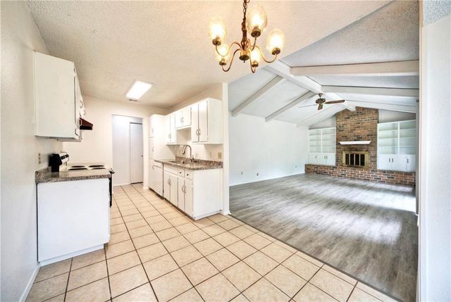 1509 Sagebrush DR, Round Rock, TX 78681