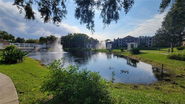 4400 THORNBRIAR LANE 201, Orlando, FL 32822
