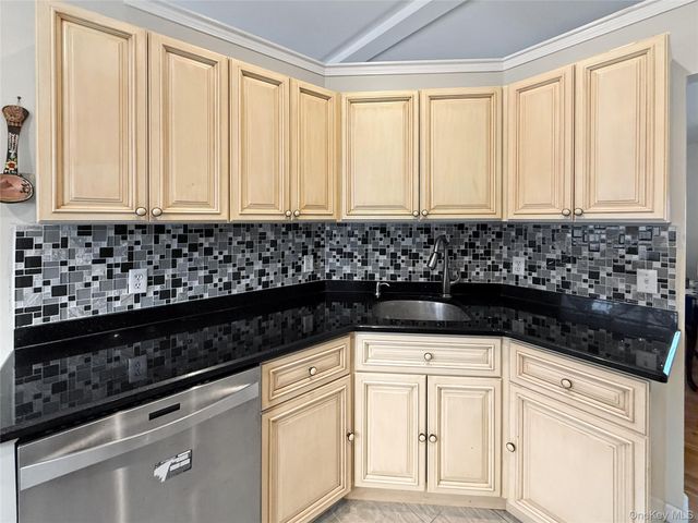 22 Sharon Drive, Middletown, NY 10941