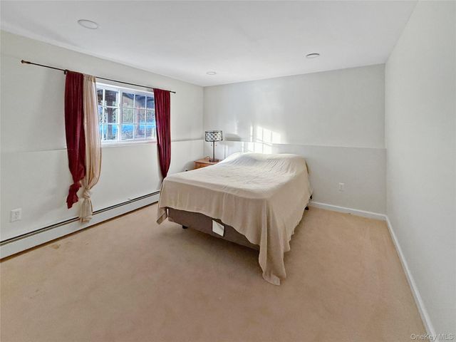 22 Sharon Drive, Middletown, NY 10941