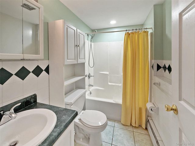 22 Sharon Drive, Middletown, NY 10941