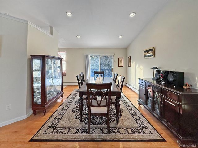 22 Sharon Drive, Middletown, NY 10941