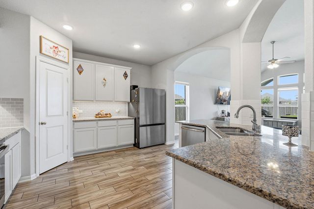 309 Baxendale ST, Hutto, TX 78634