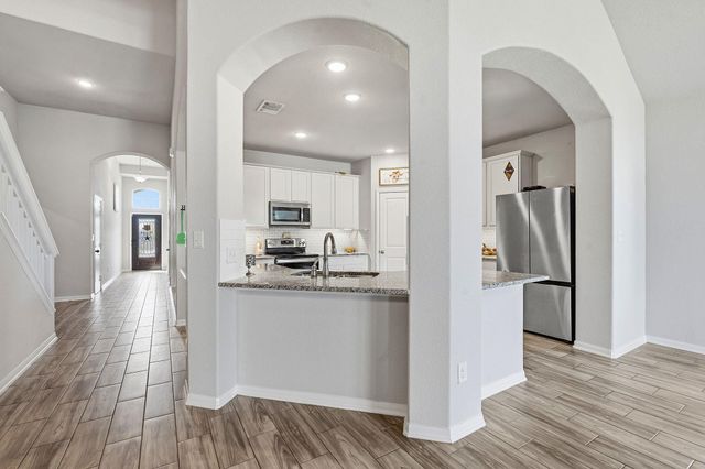 309 Baxendale ST, Hutto, TX 78634