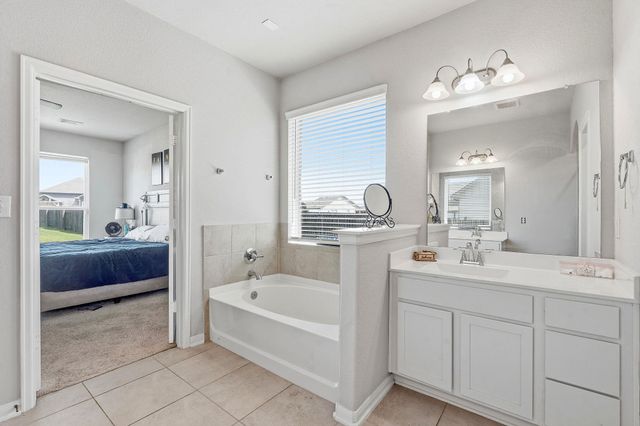 309 Baxendale ST, Hutto, TX 78634