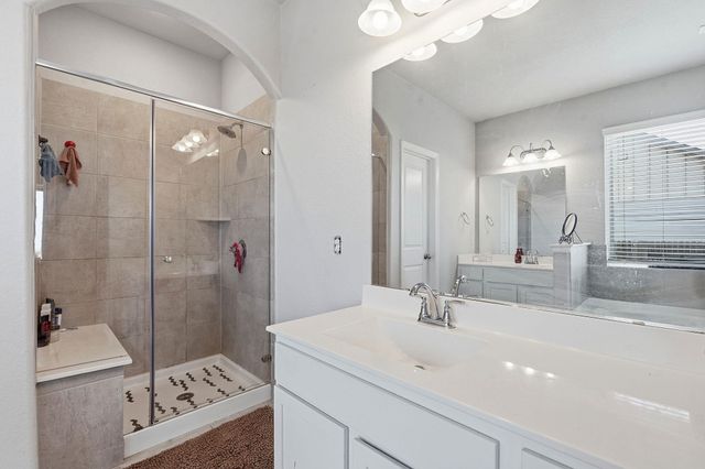 309 Baxendale ST, Hutto, TX 78634