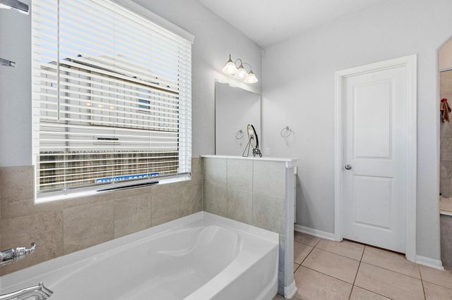 309 Baxendale ST, Hutto, TX 78634