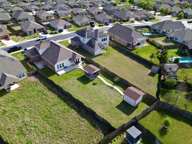 309 Baxendale ST, Hutto, TX 78634