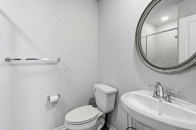 309 Baxendale ST, Hutto, TX 78634